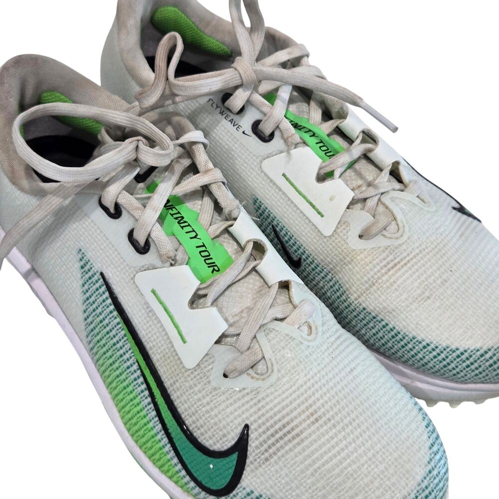 Men's Nike "Infinity Tour" Soft Spike Golf Shoes, Size 7
